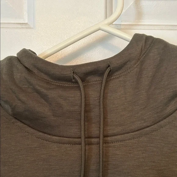NOBULL Dark Olive Pullover Hoodie Activewear Size Small Activewear - Picture 10 of 10